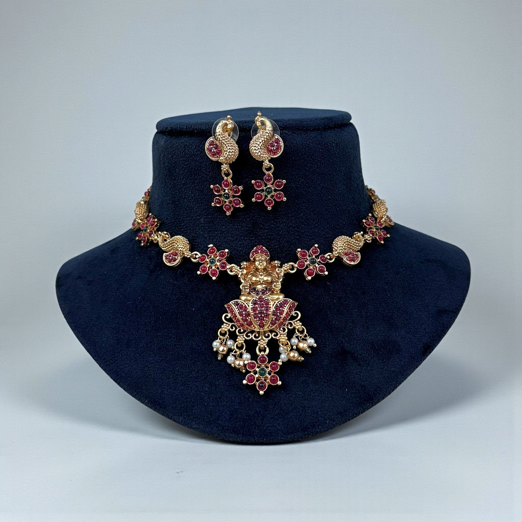 Kemp Stone Temple Necklace Set