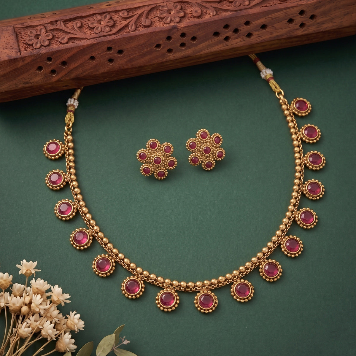 Antique Kemp Necklace Set
